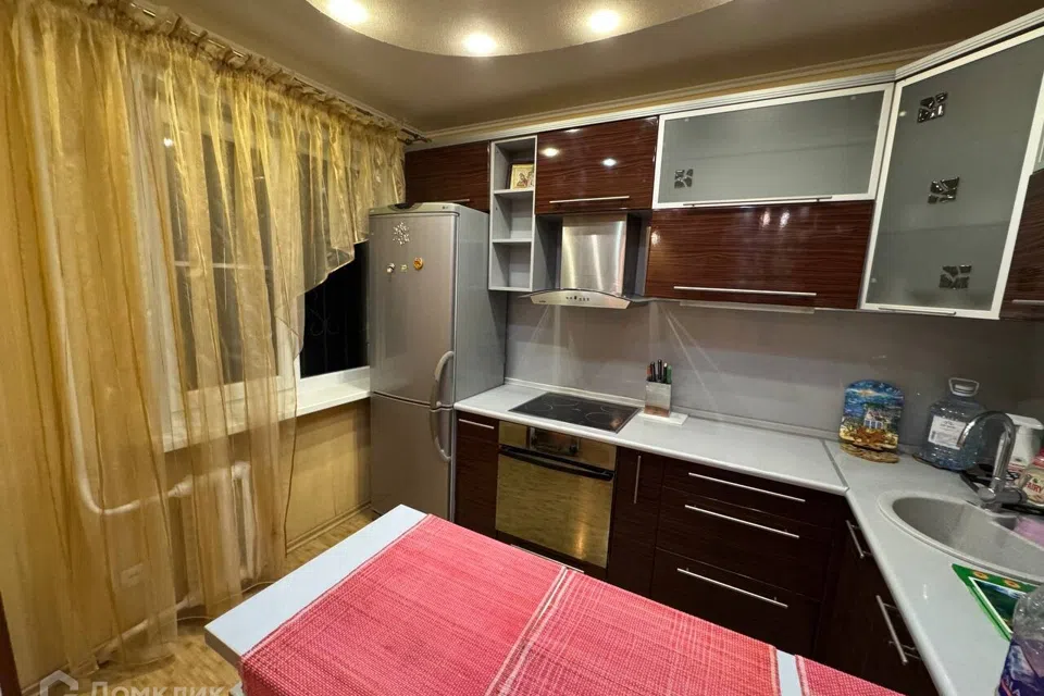 Сдаётся 2-комнатная квартира, 60 м²