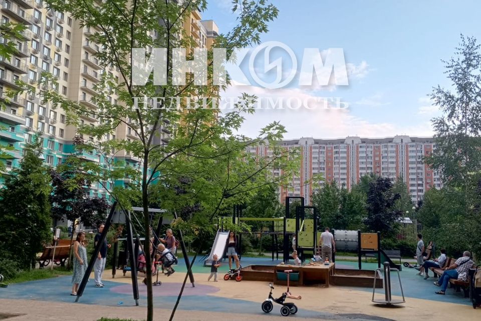 Продаётся 1-комнатная квартира, 52 м²