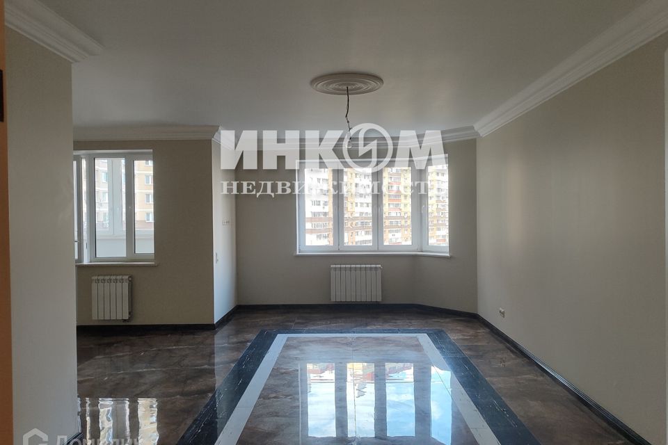 Продаётся 3-комнатная квартира, 113 м²
