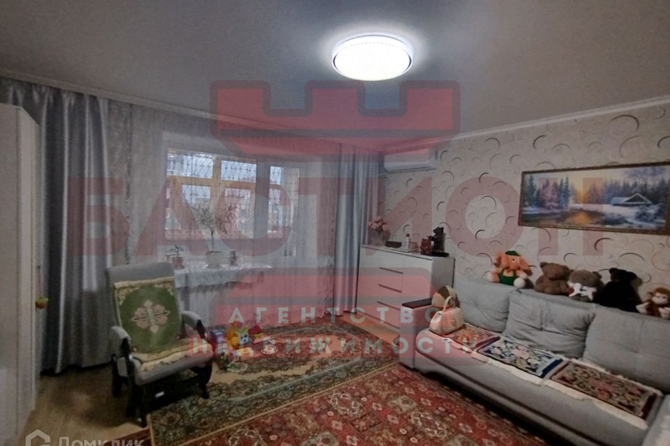Продаётся 4-комнатная квартира, 79.8 м²