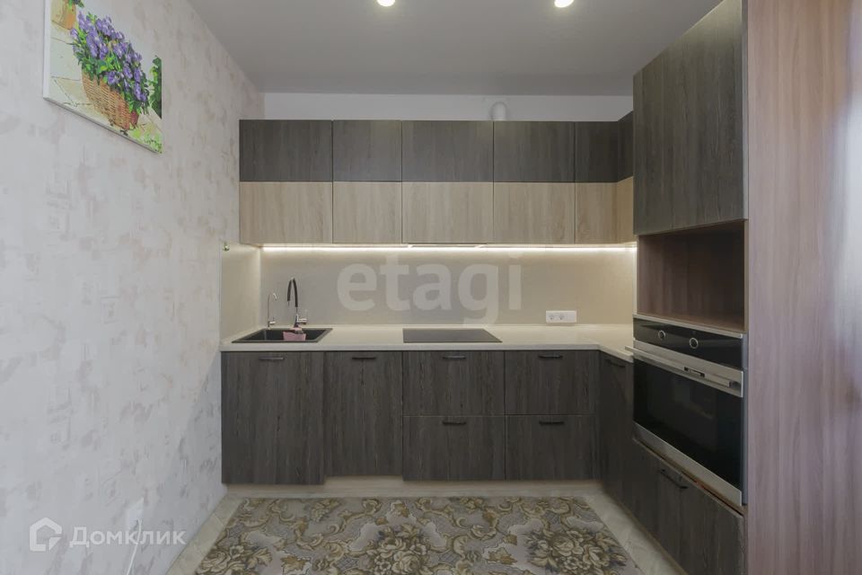 Продаётся 2-комнатная квартира, 69.4 м²