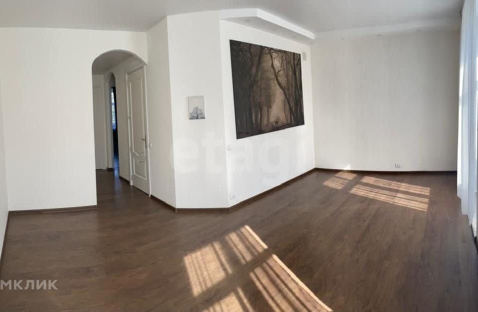 Продаётся 3-комнатная квартира, 90.3 м²
