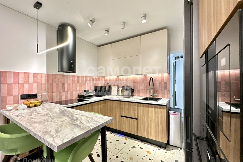 Продаётся 2-комнатная квартира, 42 м²
