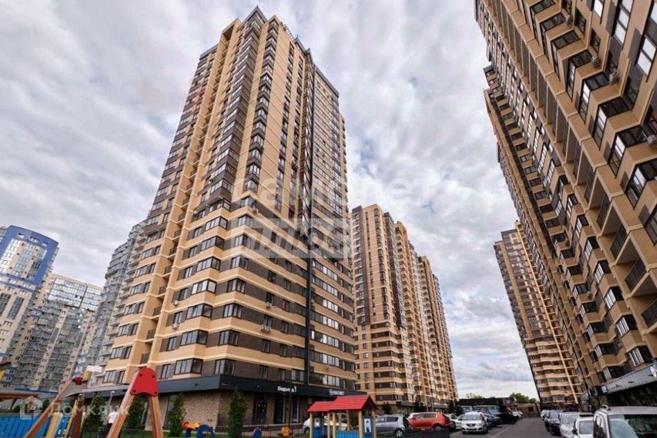Продаётся 2-комнатная квартира, 61 м²