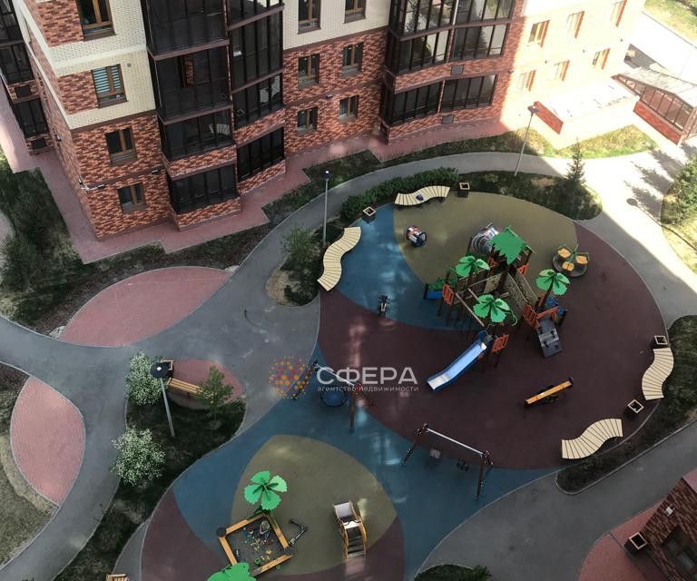 Сдаётся 2-комнатная квартира, 58 м²