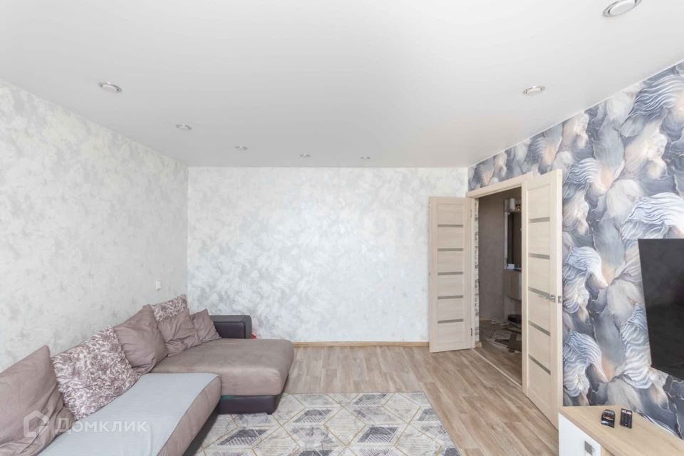 Продаётся 3-комнатная квартира, 59.9 м²