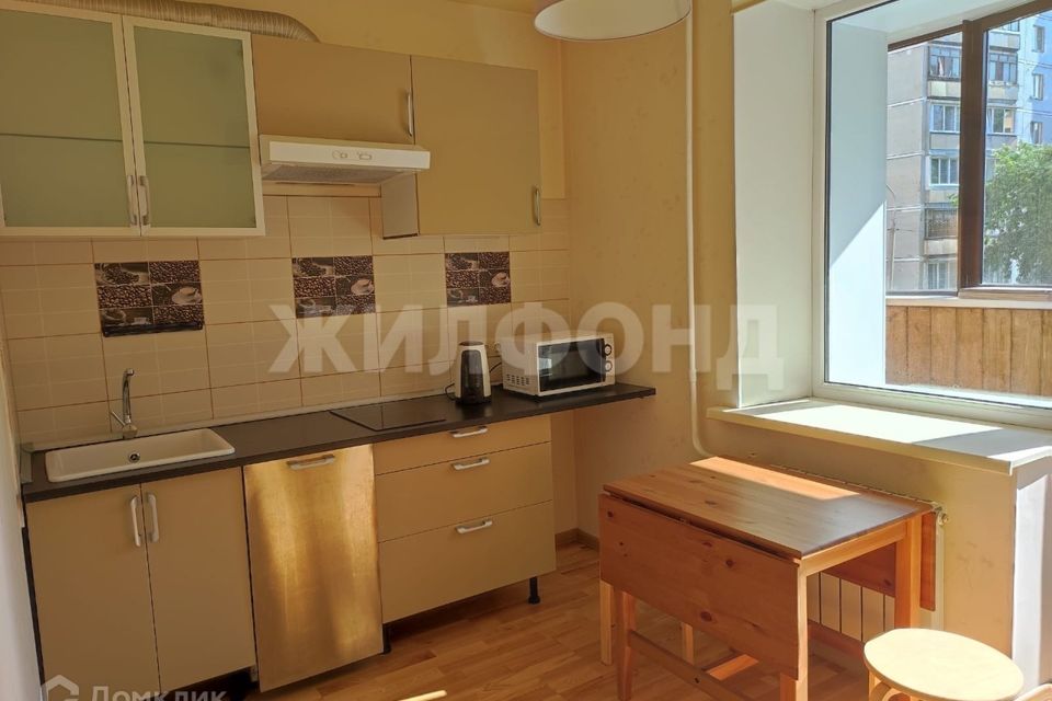 Сдаётся 1-комнатная квартира, 44 м²
