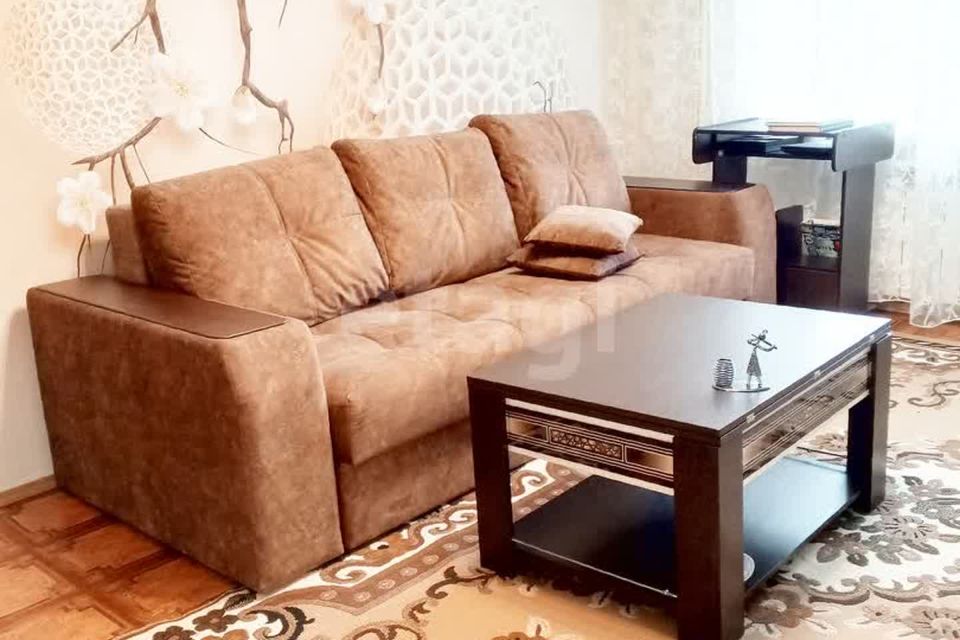 Продаётся 2-комнатная квартира, 49.2 м²