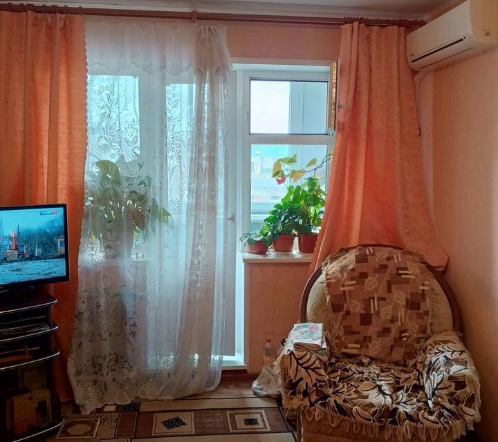 Продаётся 3-комнатная квартира, 44.8 м²