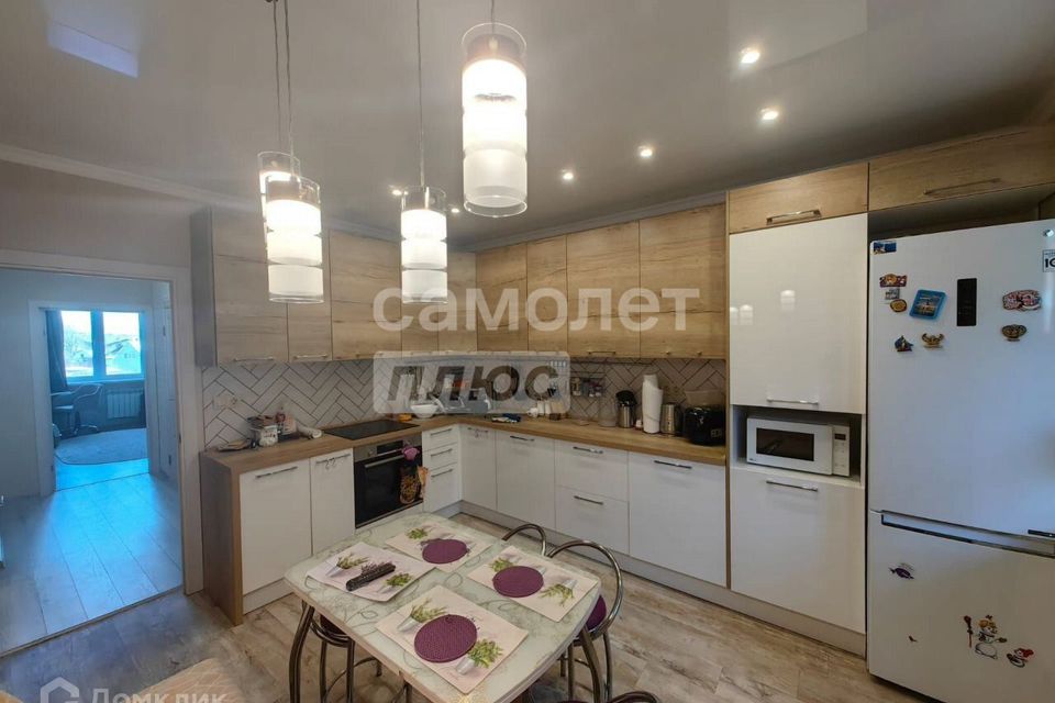 Продаётся 3-комнатная квартира, 71.9 м²