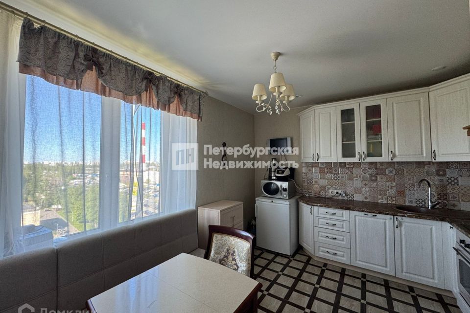 Продаётся 2-комнатная квартира, 57 м²
