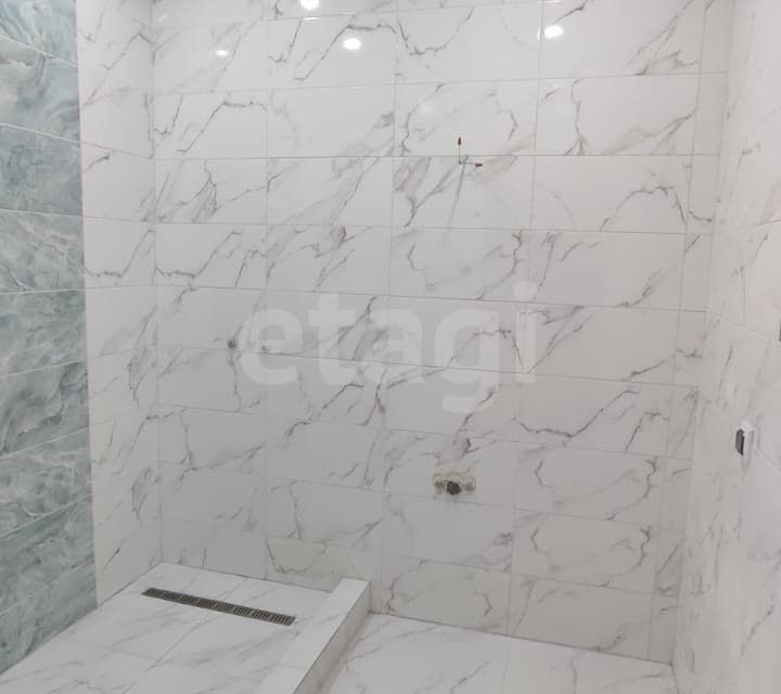 Продаётся 2-комнатная квартира, 56.9 м²