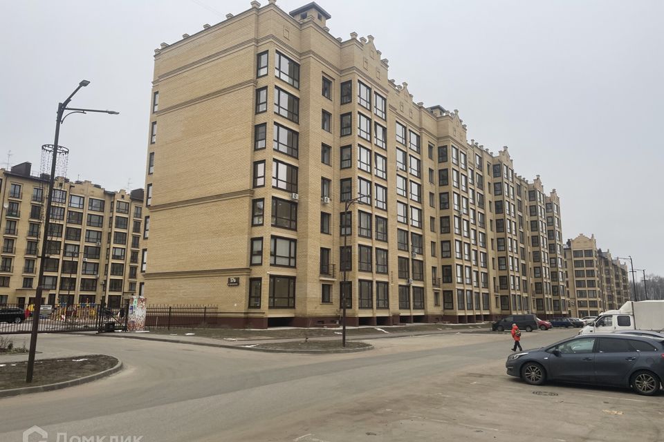 Продаётся 1-комнатная квартира, 40.3 м²