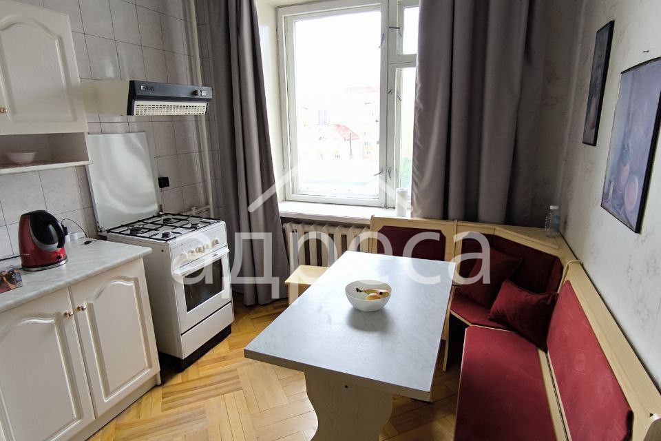 Сдаётся 2-комнатная квартира, 66.1 м²