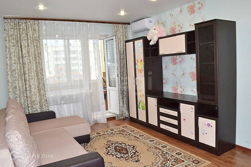 Продаётся 1-комнатная квартира, 37.2 м²