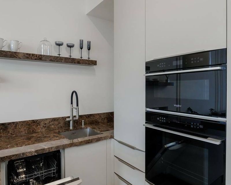 Продаётся 1-комнатная квартира, 41 м²