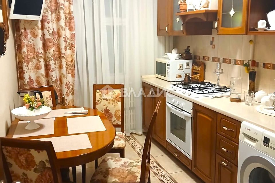 Продаётся 3-комнатная квартира, 65.6 м²