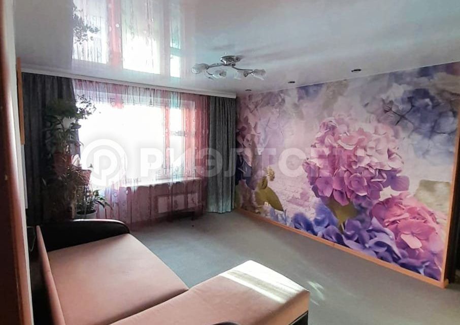Продаётся 3-комнатная квартира, 65 м²