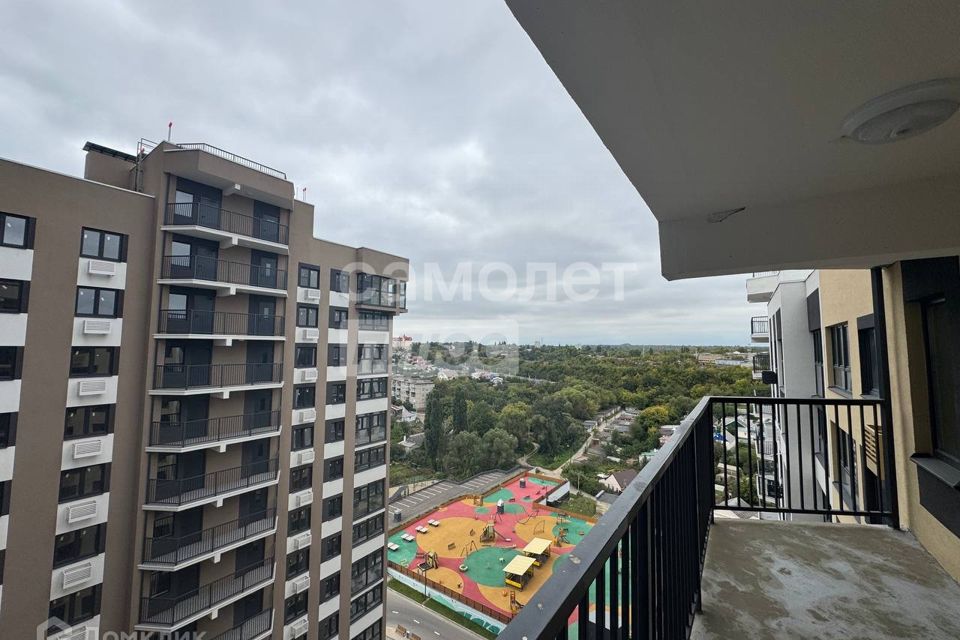 Продаётся 2-комнатная квартира, 66.9 м²