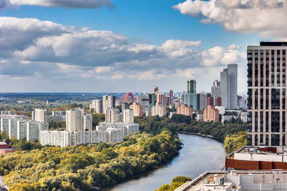 Продаётся 1-комнатная квартира, 68 м²
