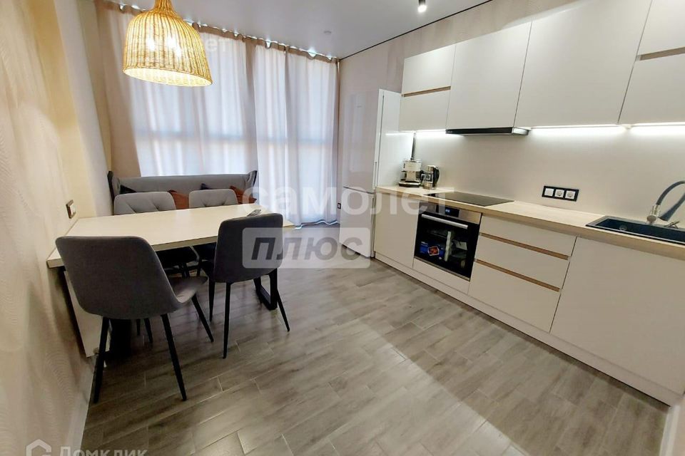 Продаётся 2-комнатная квартира, 61 м²