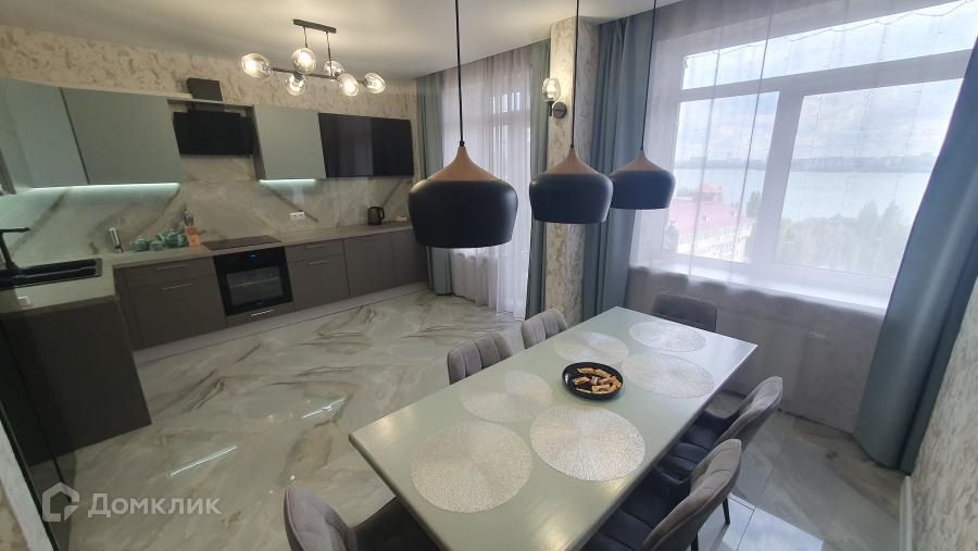 Продаётся 2-комнатная квартира, 67.2 м²