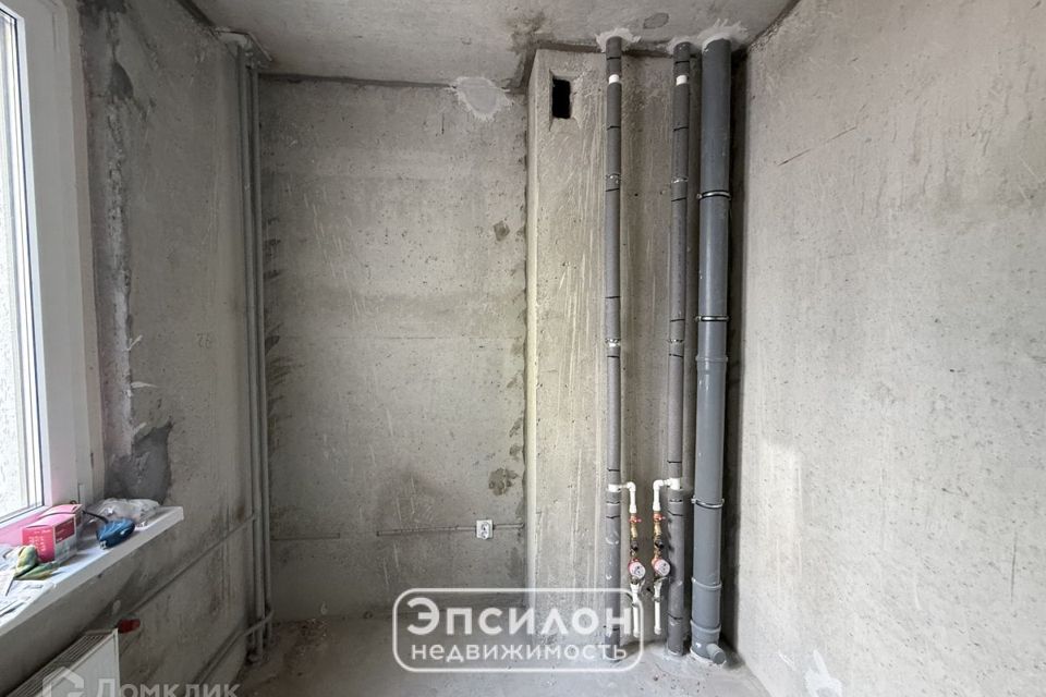 Продаётся 1-комнатная квартира, 43 м²