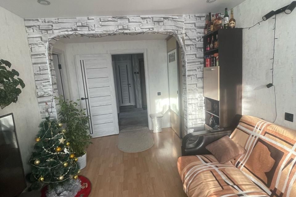 Продаётся 3-комнатная квартира, 50.8 м²
