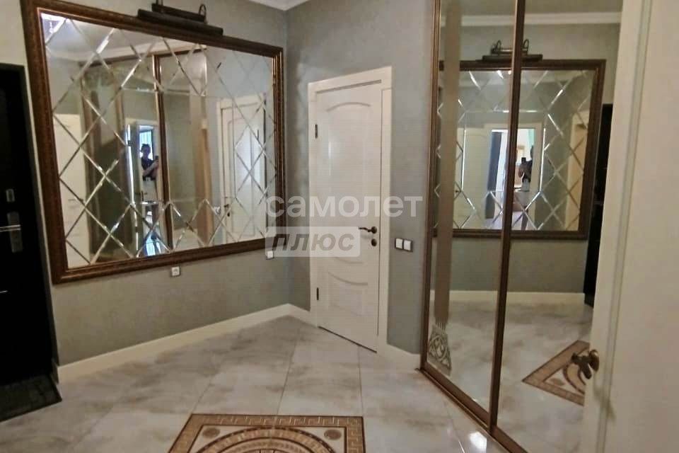 Продаётся 2-комнатная квартира, 65.5 м²