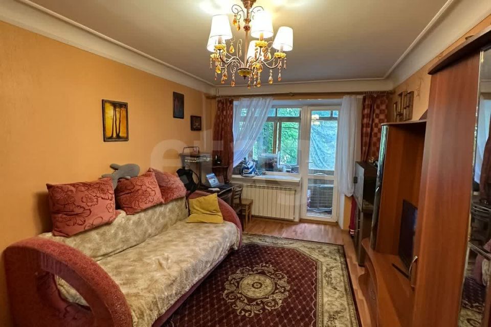 Продаётся 3-комнатная квартира, 63 м²
