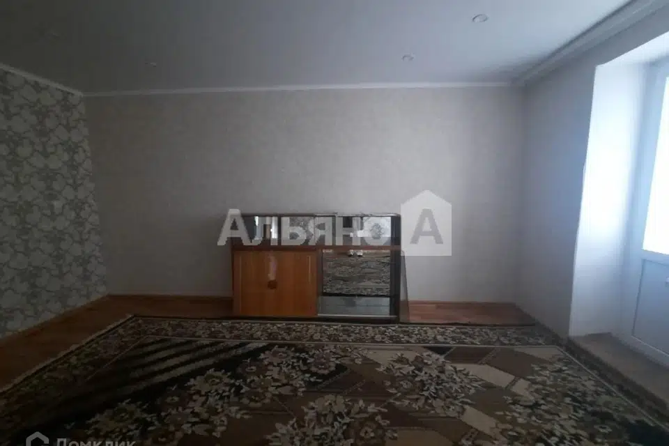 Продаётся 3-комнатная квартира, 54.8 м²