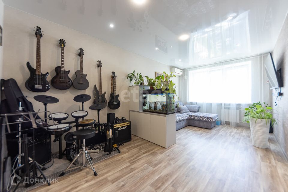 Продаётся 3-комнатная квартира, 69.4 м²