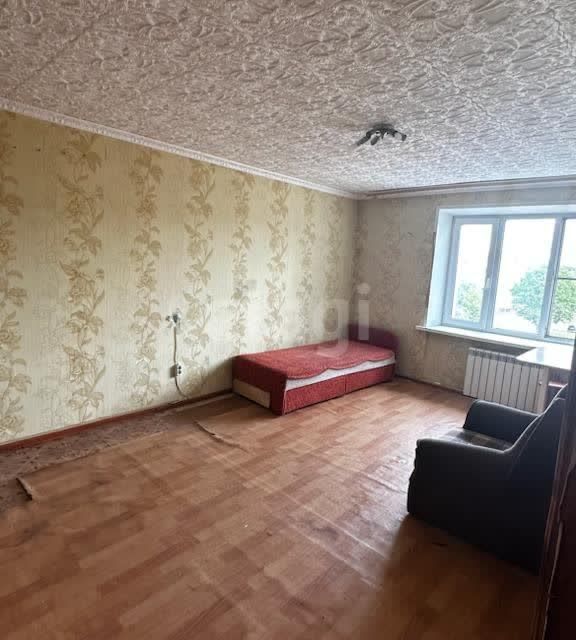 Продаётся комната в 4-комн. квартире, 18.8 м²