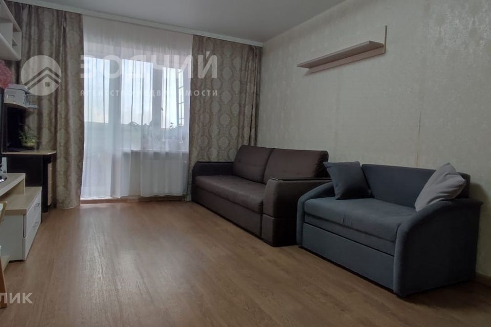 Продаётся 1-комнатная квартира, 51.5 м²