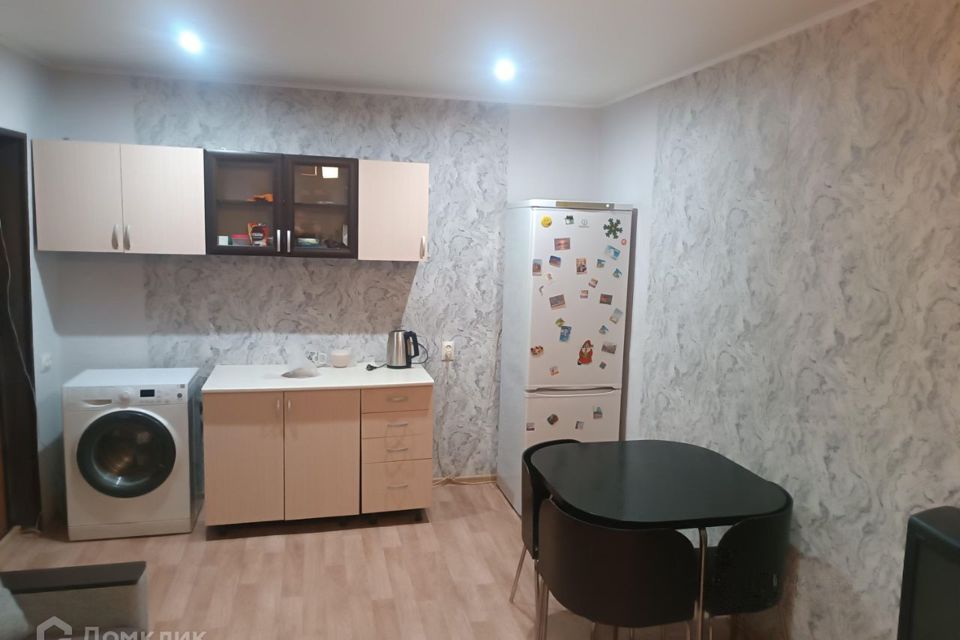 Продаётся комната в 4-комн. квартире, 18 м²