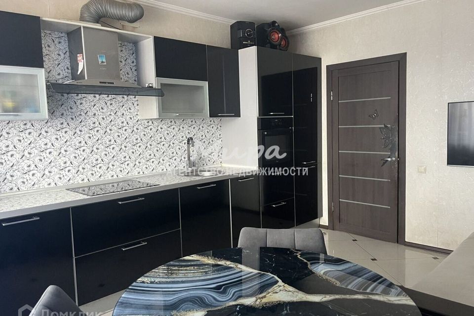 Продаётся 2-комнатная квартира, 64.5 м²