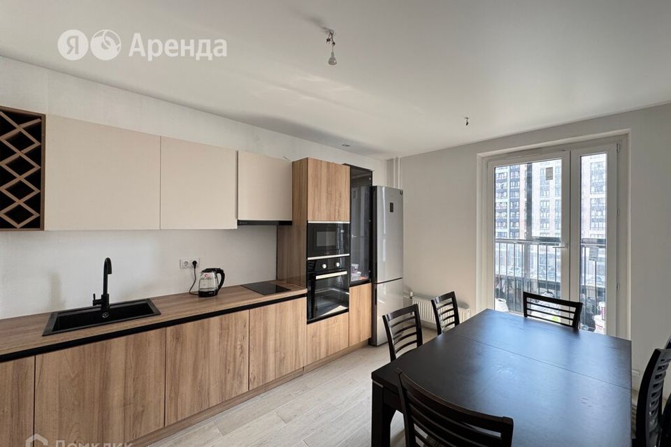 Сдаётся 3-комнатная квартира, 82 м²