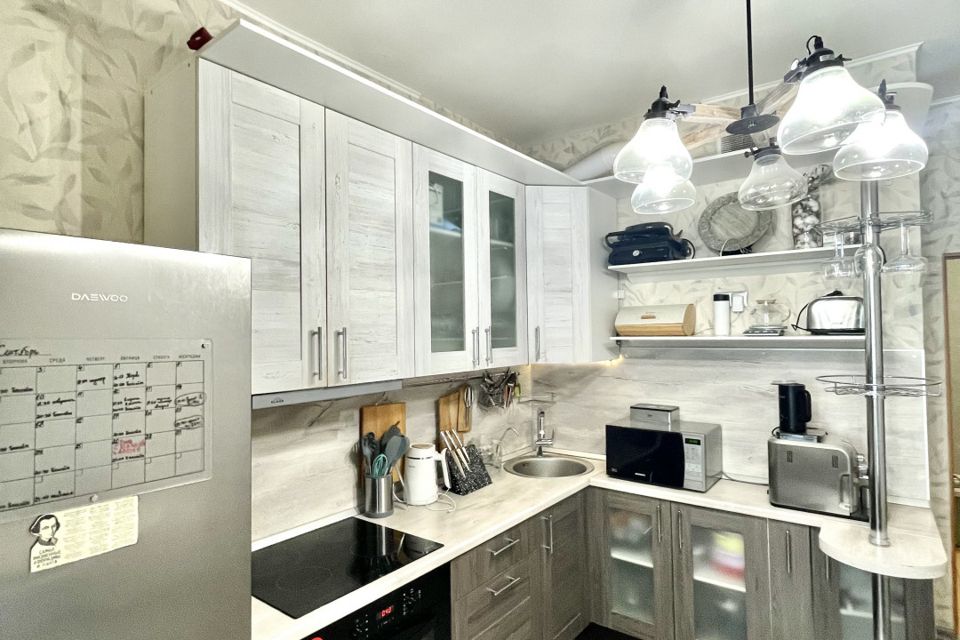 Продаётся 1-комнатная квартира, 49 м²