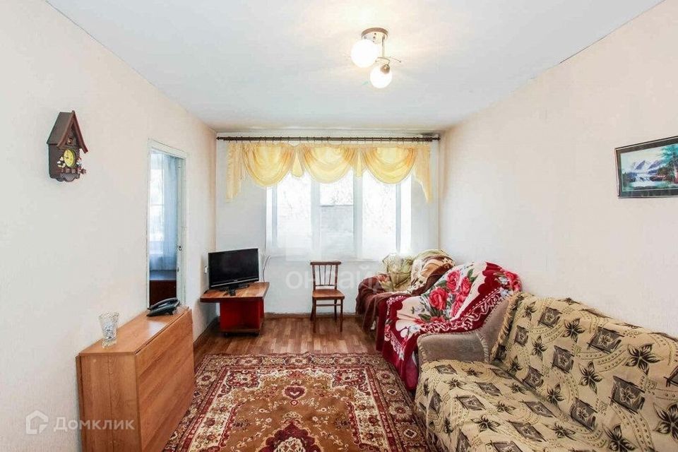 Продаётся 2-комнатная квартира, 41.8 м²