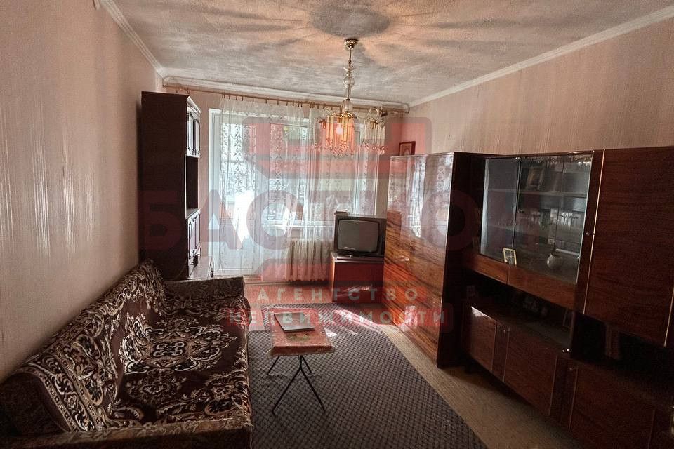Продаётся 1-комнатная квартира, 37 м²