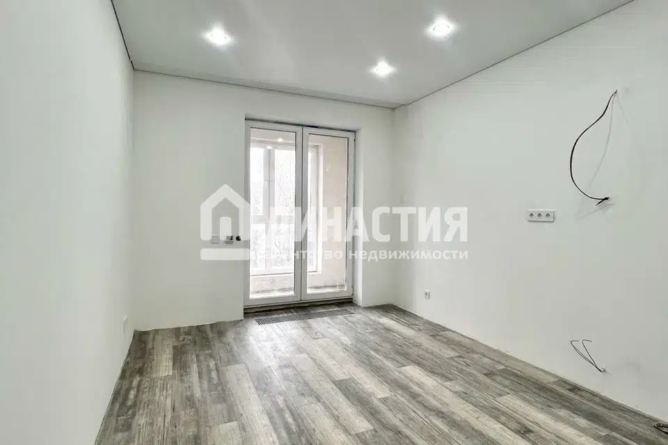 Продаётся 1-комнатная квартира, 56.62 м²