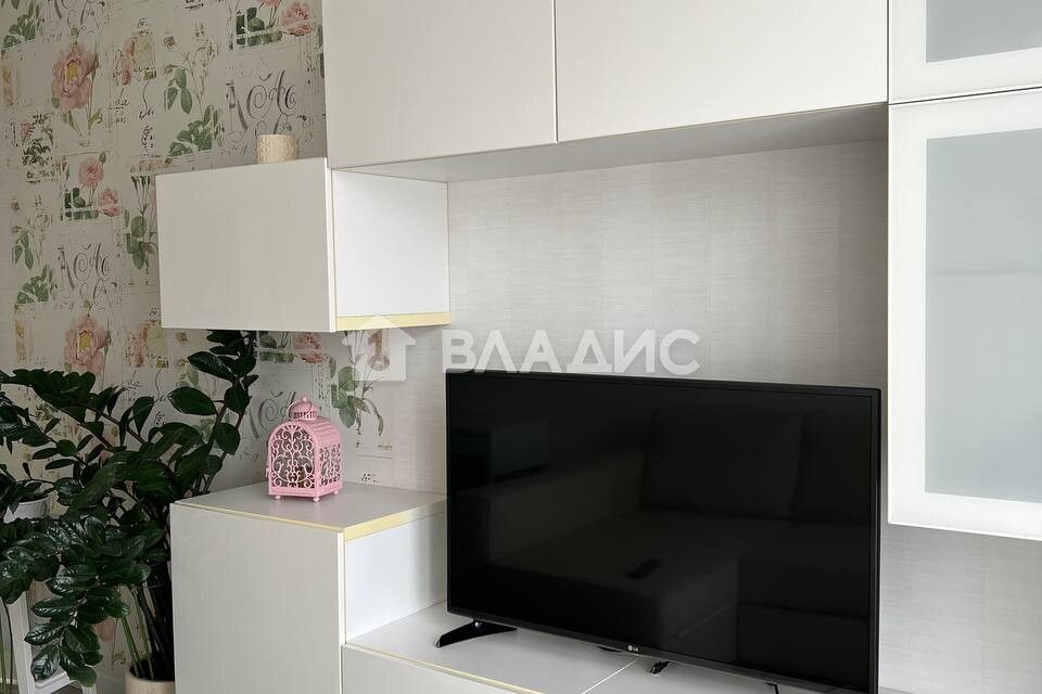 Продаётся 1-комнатная квартира, 39.7 м²