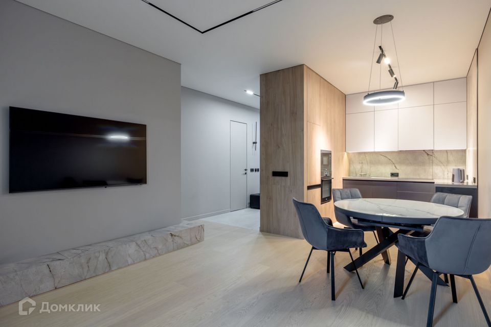 Сдаётся 2-комнатная квартира, 55 м²
