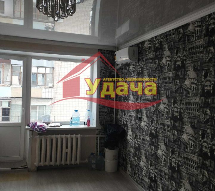 Продаётся 2-комнатная квартира, 40.7 м²
