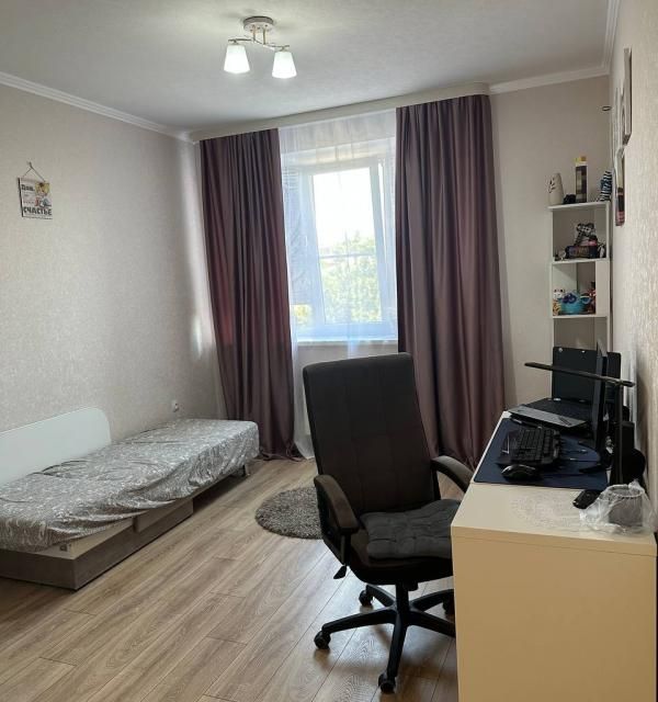 Продаётся 2-комнатная квартира, 59.7 м²