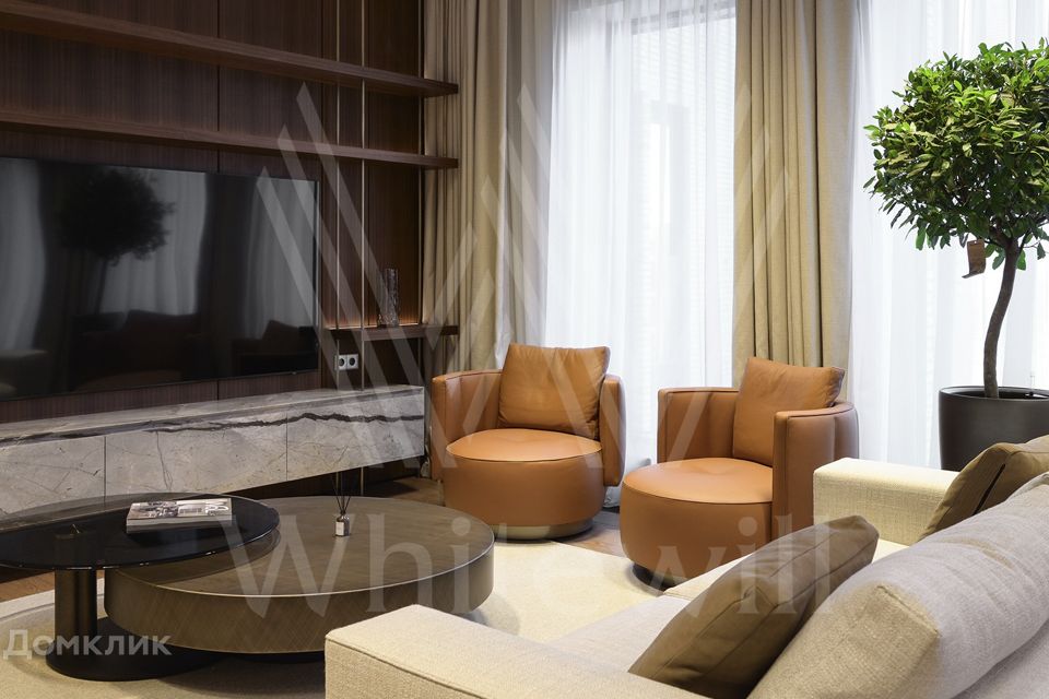 Продаётся 3-комнатная квартира, 120 м²