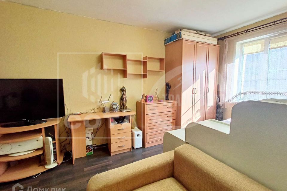 Продаётся 1-комнатная квартира, 42.2 м²