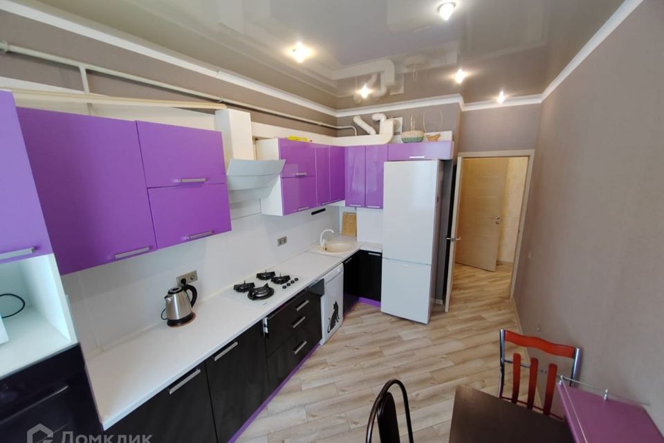 Продаётся 2-комнатная квартира, 60.9 м²
