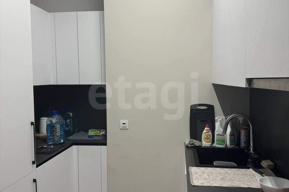 Продаётся 3-комнатная квартира, 90.7 м²
