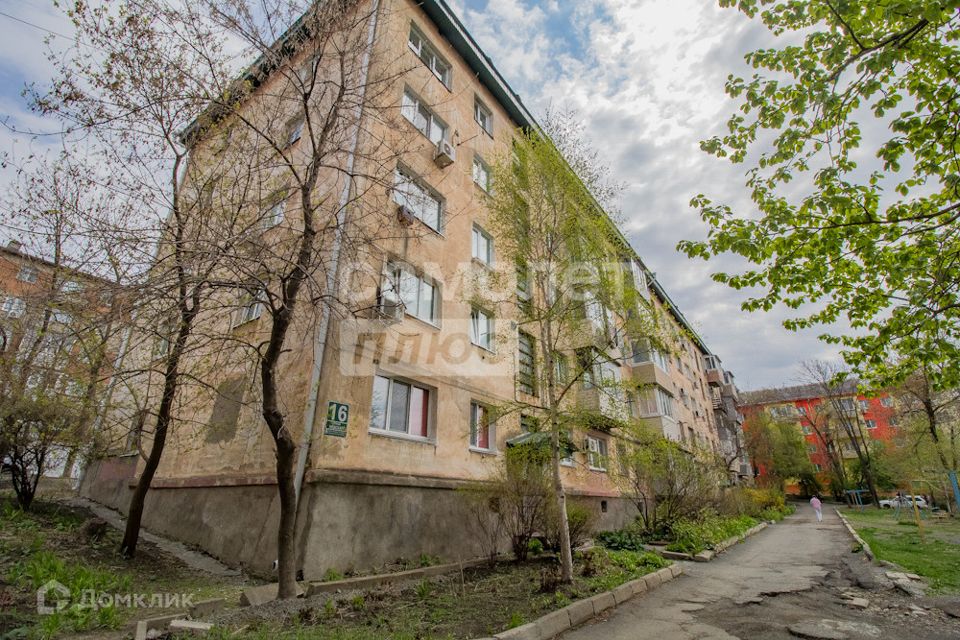 Продаётся 1-комнатная квартира, 30.4 м²